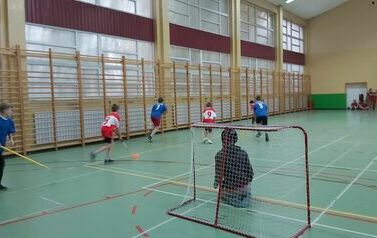 Gminne zawody w unihokeju 3