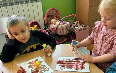  DZIEŃ PLUSZOWEGO MISIA W GRUPIE &bdquo;KRASNALI&rdquo; 18