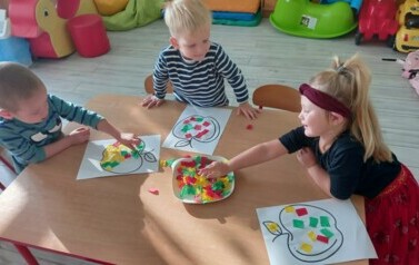 Wrześniowe imprezy u Krasnali 80