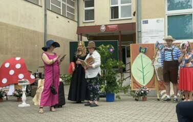 Obchody X-lecia nadania imienia naszej szkole 16