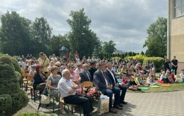Obchody X-lecia nadania imienia naszej szkole 35