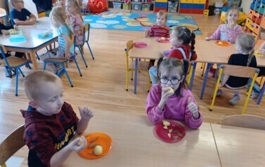 Innowacja pedagogiczna &bdquo;Witaminki&rdquo; 2024/2025 w grupie Misie&nbsp; 4