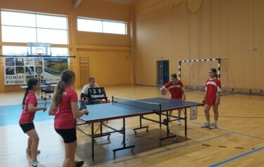 Sukcesy w p&oacute;łfinale Drużynowych Mistrzostw w Tenisie Stołowym 4