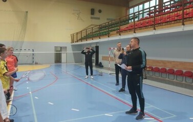 Gminne zawody w Badmintonie: Rywalizacja pełna pasji i zaangażowania 11