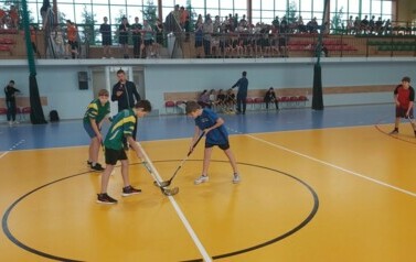 Gminne zawody w unihokeju 3
