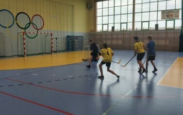 Gminne zawody w unihokeju 7