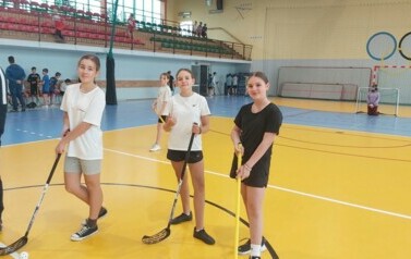 Gminne zawody w unihokeju 19