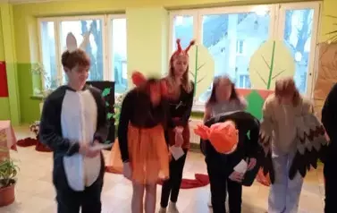 Pierwszoklasiści czytelnikami 6