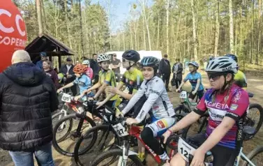 Podw&oacute;jne podium na otwarcie sezonu kolarskiego 2025 8