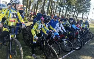 Kolarskie Sokoły wysoko &nbsp;w Świeciu nad Osą 4