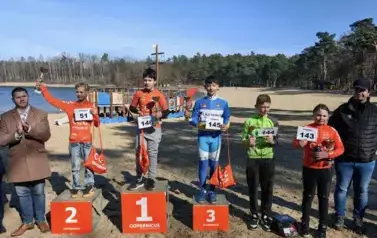 Podium w Kamionkach Małych 3