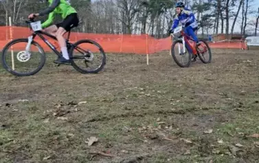 Podium w Kamionkach Małych 5