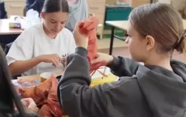 Klasa 6 kontynuuje przygodę z innowacją &ndash; &bdquo;Zachwycający świat zwierząt&rdquo; 1