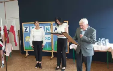 Pożegnanie z uśmiechem &ndash; fotorelacja z ostatniego dnia szkoły 17