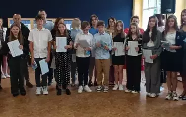 Z uśmiechem na wakacje &ndash; klasy I&ndash;VI żegnają rok szkolny 7