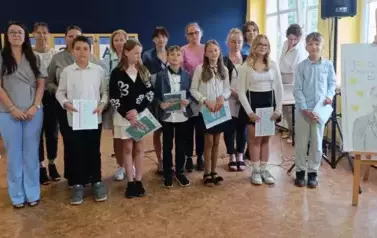 Z uśmiechem na wakacje &ndash; klasy I&ndash;VI żegnają rok szkolny 8