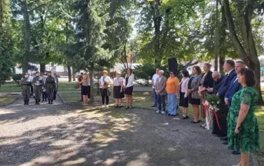 Pamięć, szacunek, historia &ndash; obecność szkoły w rocznicowych obchodach 1