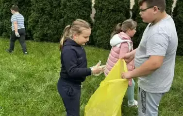 &bdquo;W naturę z kulturą&rdquo; &ndash; Sprzątanie Świata 5