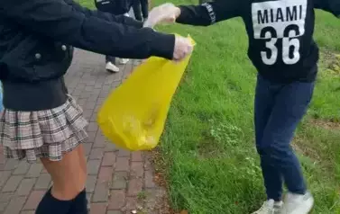 &bdquo;W naturę z kulturą&rdquo; &ndash; Sprzątanie Świata 22