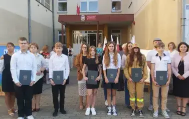 Szkoła zn&oacute;w pełna radości &ndash; wsp&oacute;lne powitanie nowego roku szkolnego 7