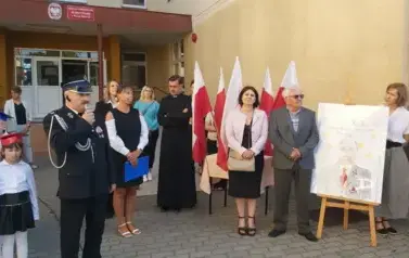 Szkoła zn&oacute;w pełna radości &ndash; wsp&oacute;lne powitanie nowego roku szkolnego 16