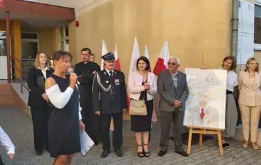 Szkoła zn&oacute;w pełna radości &ndash; wsp&oacute;lne powitanie nowego roku szkolnego 17