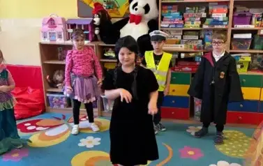 Międzynarodowy Dzień Postaci z Bajek w naszej szkole! 11