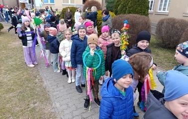 Obchody Pierwszego Dnia Wiosny w naszej szkole 6