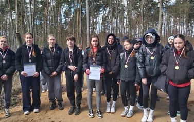 Gminne eliminacje w Drużynowych Biegach Przełajowych 9