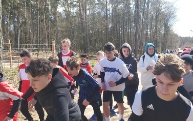 Gminne eliminacje w Drużynowych Biegach Przełajowych 36