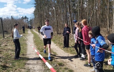 Gminne eliminacje w Drużynowych Biegach Przełajowych 43
