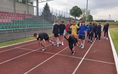 Złoto chłopc&oacute;w i srebro dziewcząt w czw&oacute;rboju 27