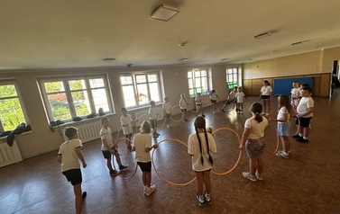 Od jednej kropki do całego świata pomysł&oacute;w &ndash; Dzień Kropki w klasie III 39