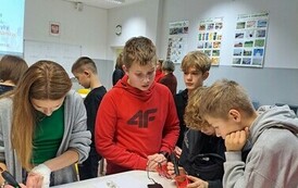 Jak na lekcji matematyki wykorzystać Minecrafta pracując modelem pracy STEAM 10