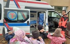 Wizyta ratownika medycznego w &bdquo;Krasnalach&rdquo; i &bdquo;Misiach&rdquo; 6