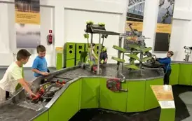 Ekowypady za elektroodpady &ndash; ekologiczna przygoda klasy 2 w Toruniu&nbsp; 17