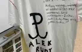 Lektura na wieszaku &ndash; &bdquo;Kamienie na szaniec&rdquo; 25