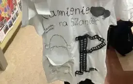 Lektura na wieszaku &ndash; &bdquo;Kamienie na szaniec&rdquo; 28