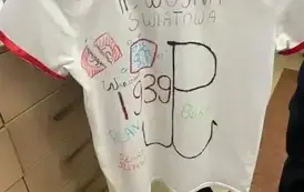 Lektura na wieszaku &ndash; &bdquo;Kamienie na szaniec&rdquo; 35