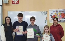 Szkolny konkurs geograficzny &bdquo;Flagi Świata&rdquo; 4