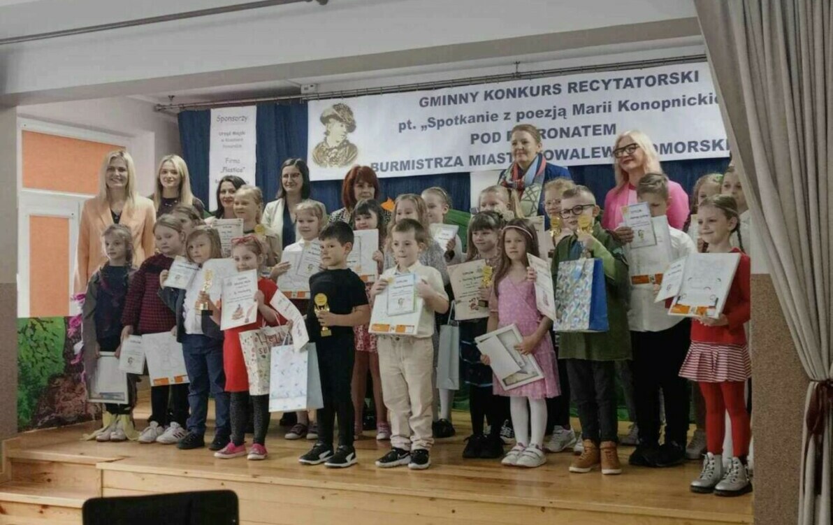 Zdjęcie do &nbsp; &nbsp;Gminny Konkurs Recytatorski "Spotkanie z poezją Marii Konopnickiej"