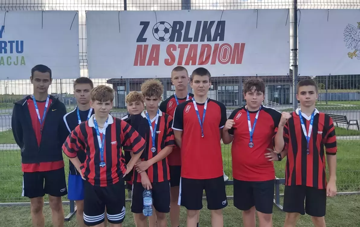 Zdjęcie do Z Orlika na Stadion: walka, emocje i zasłużony medal