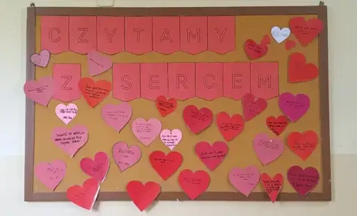Zdjęcie do ,,Czytamy z Sercem&rdquo;