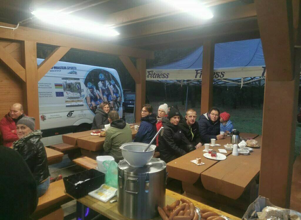 Zdjęcie do Kolarskie spotkanie przy ognisku 