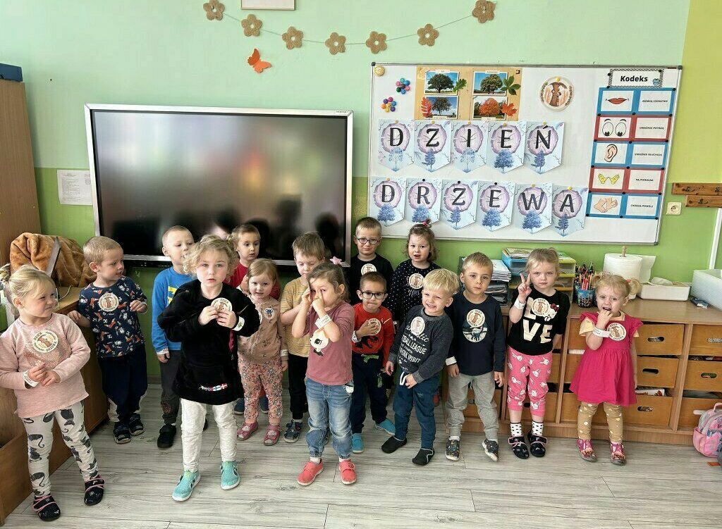 Zdjęcie do DZIEŃ DRZEWA