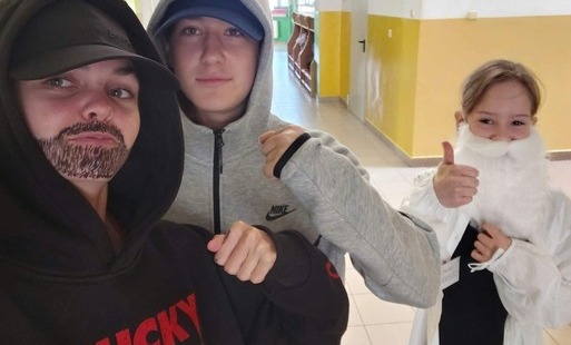 Zdjęcie do Dzień Chłopaka w naszej szkole &ndash; dzień pełen uśmiechu i słodkich niespodzianek!